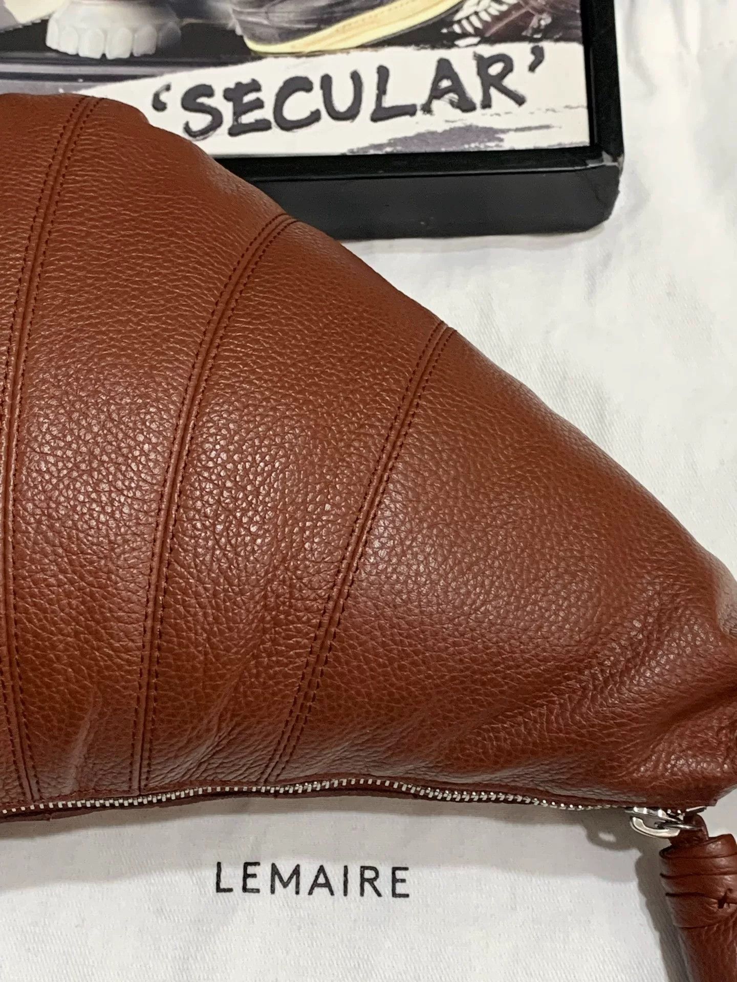 Lemaire Lemaire Medium Red Cowhide Croissant Bag Size ONE SIZE - 6 Thumbnail
