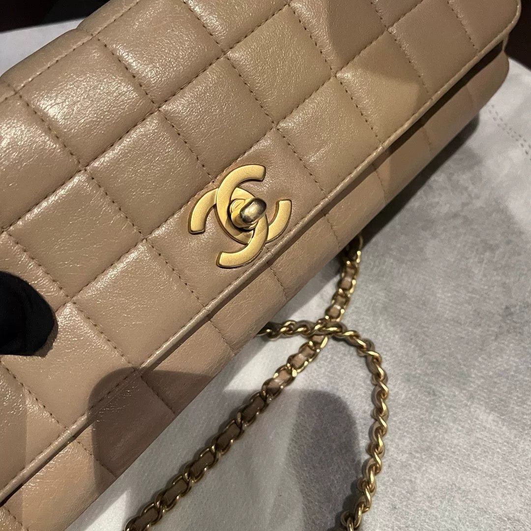 Chanel Pre-loved Bag Very good condition Size ONE SIZE - 2 Thumbnail