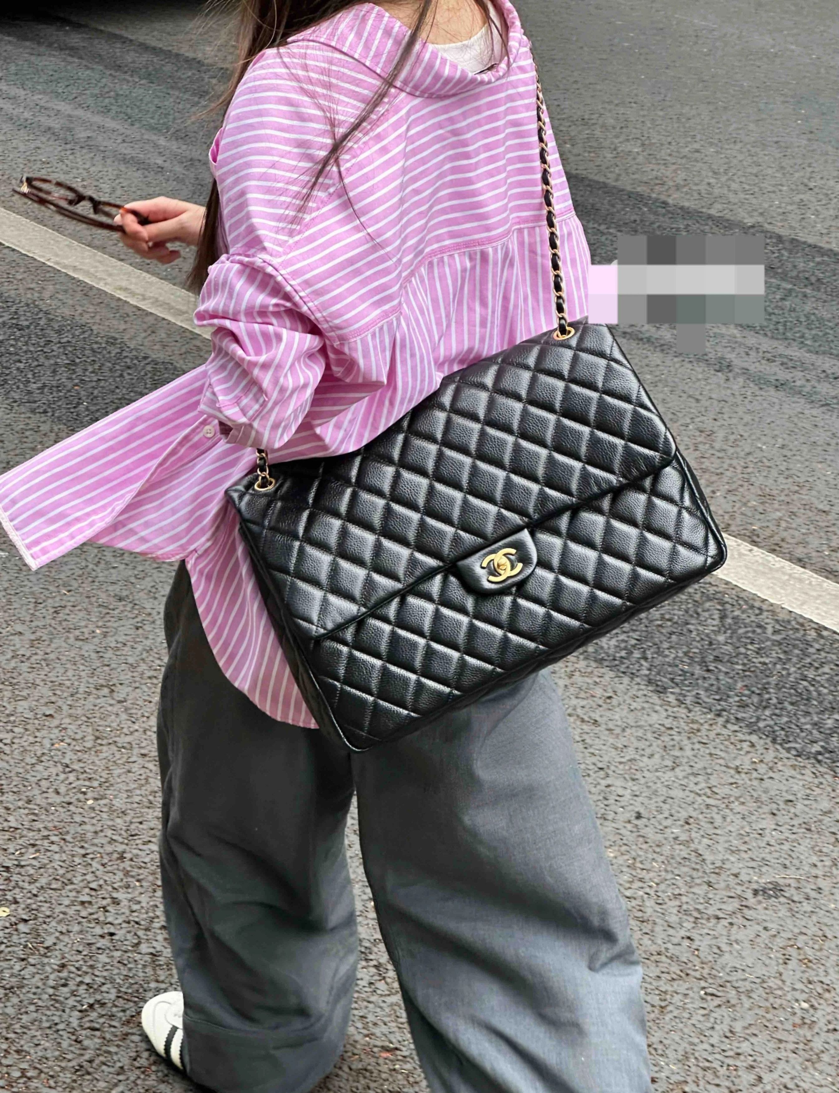 Chanel Pre-loved Bag Very good condition Size ONE SIZE - 5 Thumbnail