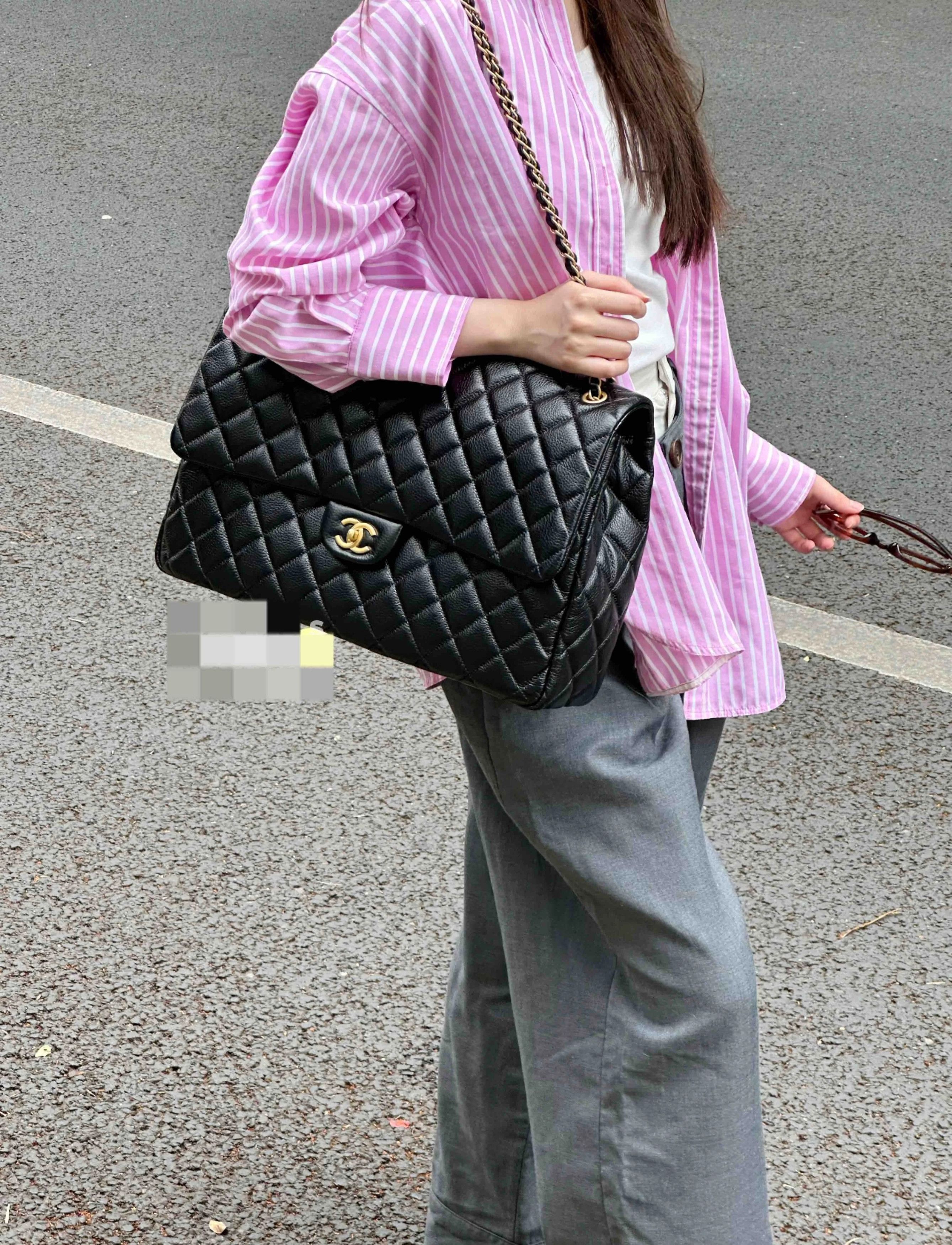 Chanel Pre-loved Bag Very good condition Size ONE SIZE - 4 Thumbnail