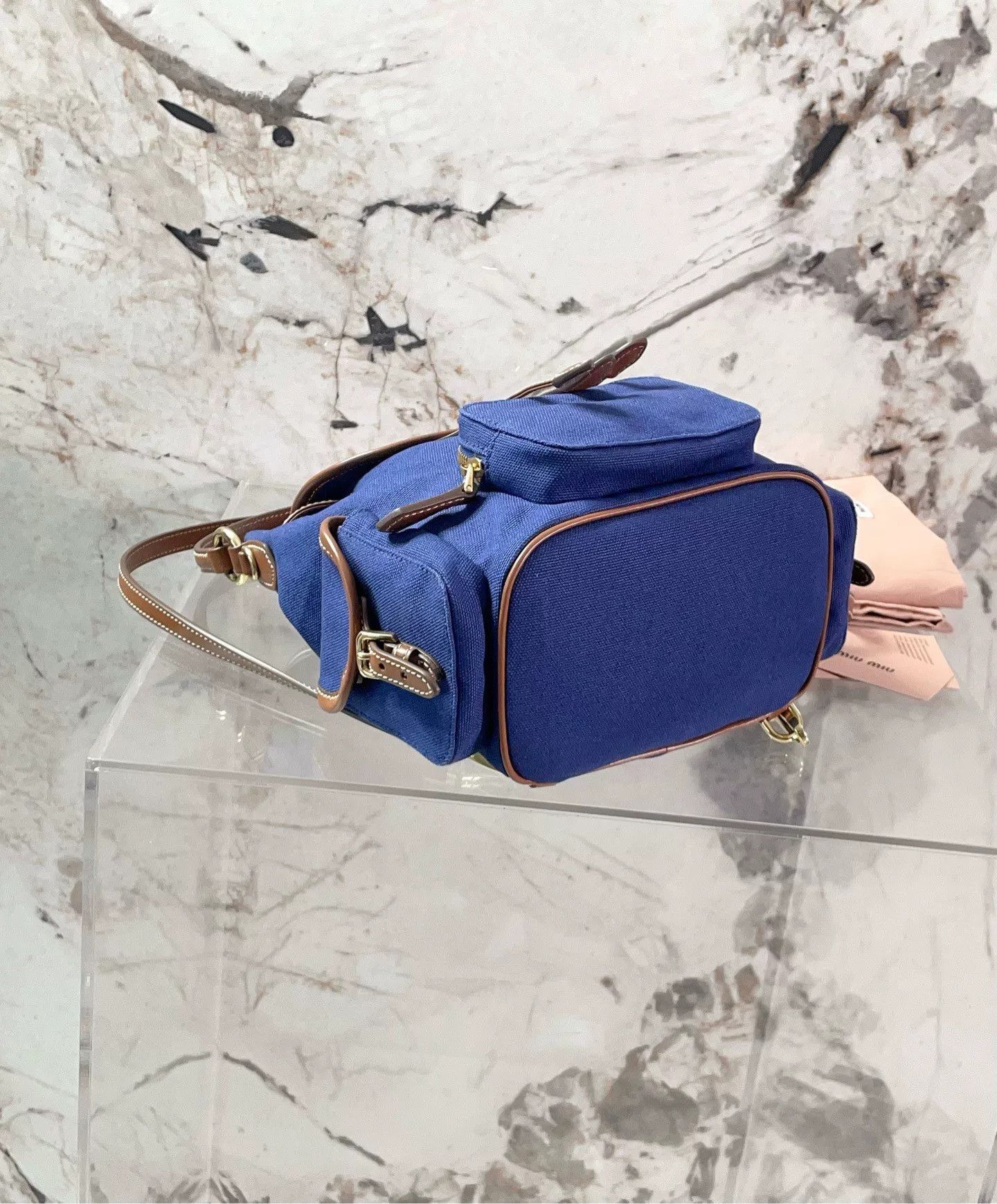 Miu Miu Pre-loved Bag Very good condition Size ONE SIZE - 5 Thumbnail