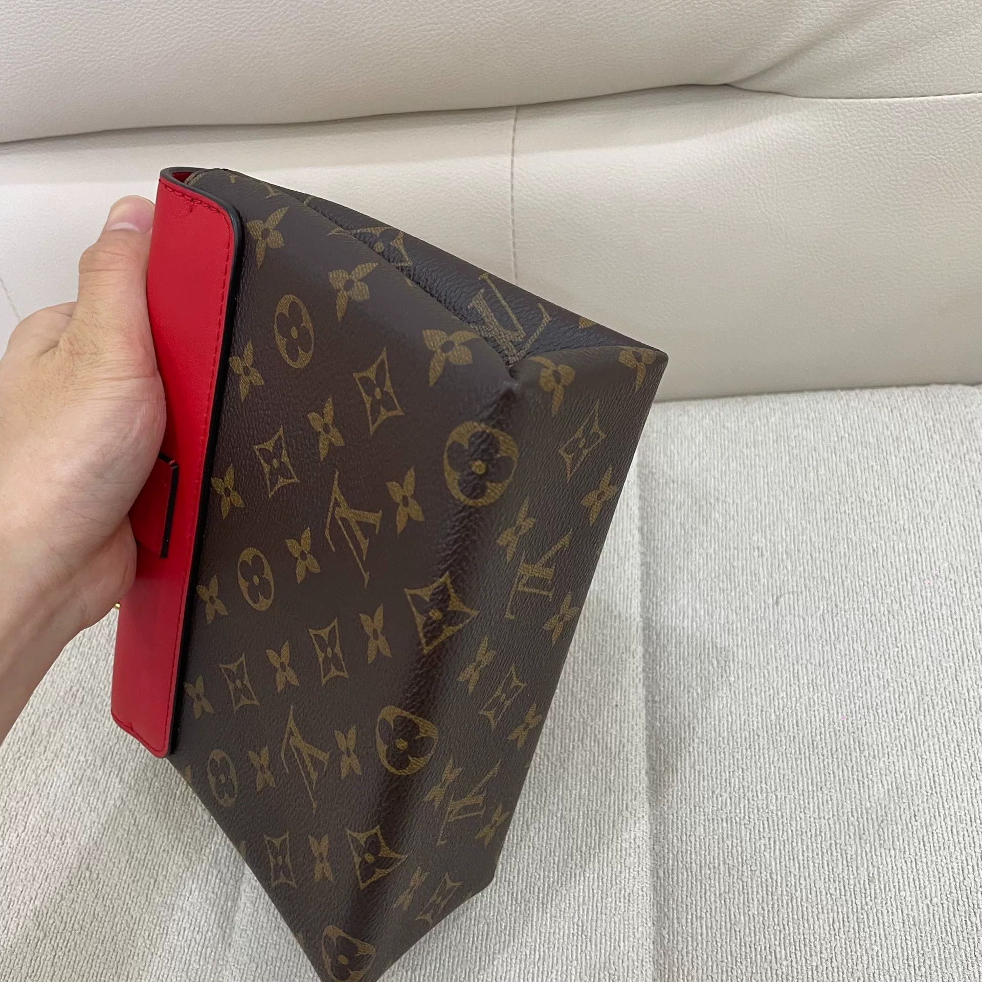Louis Vuitton Pre-loved Bag Very good condition Size ONE SIZE - 7 Thumbnail