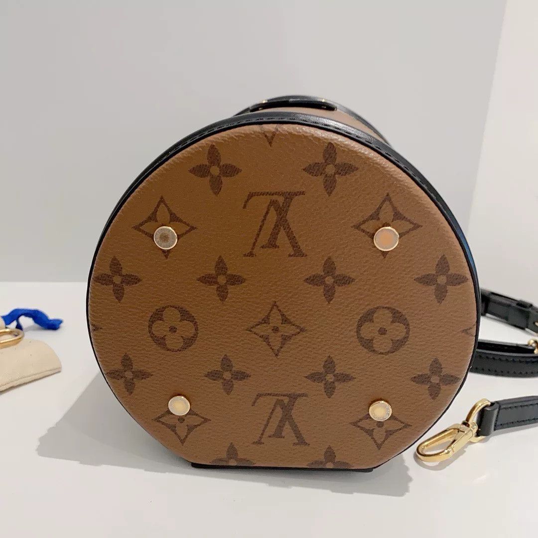 Louis Vuitton Pre-loved Bag Very good condition Size ONE SIZE - 5 Thumbnail