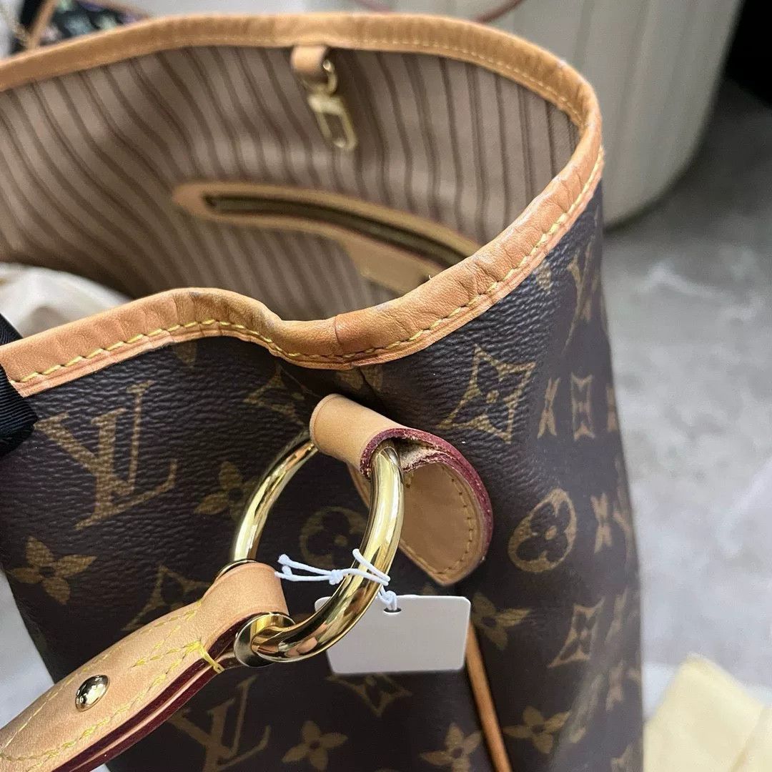 Louis Vuitton Pre-loved Bag Very good condition Size ONE SIZE - 6 Thumbnail