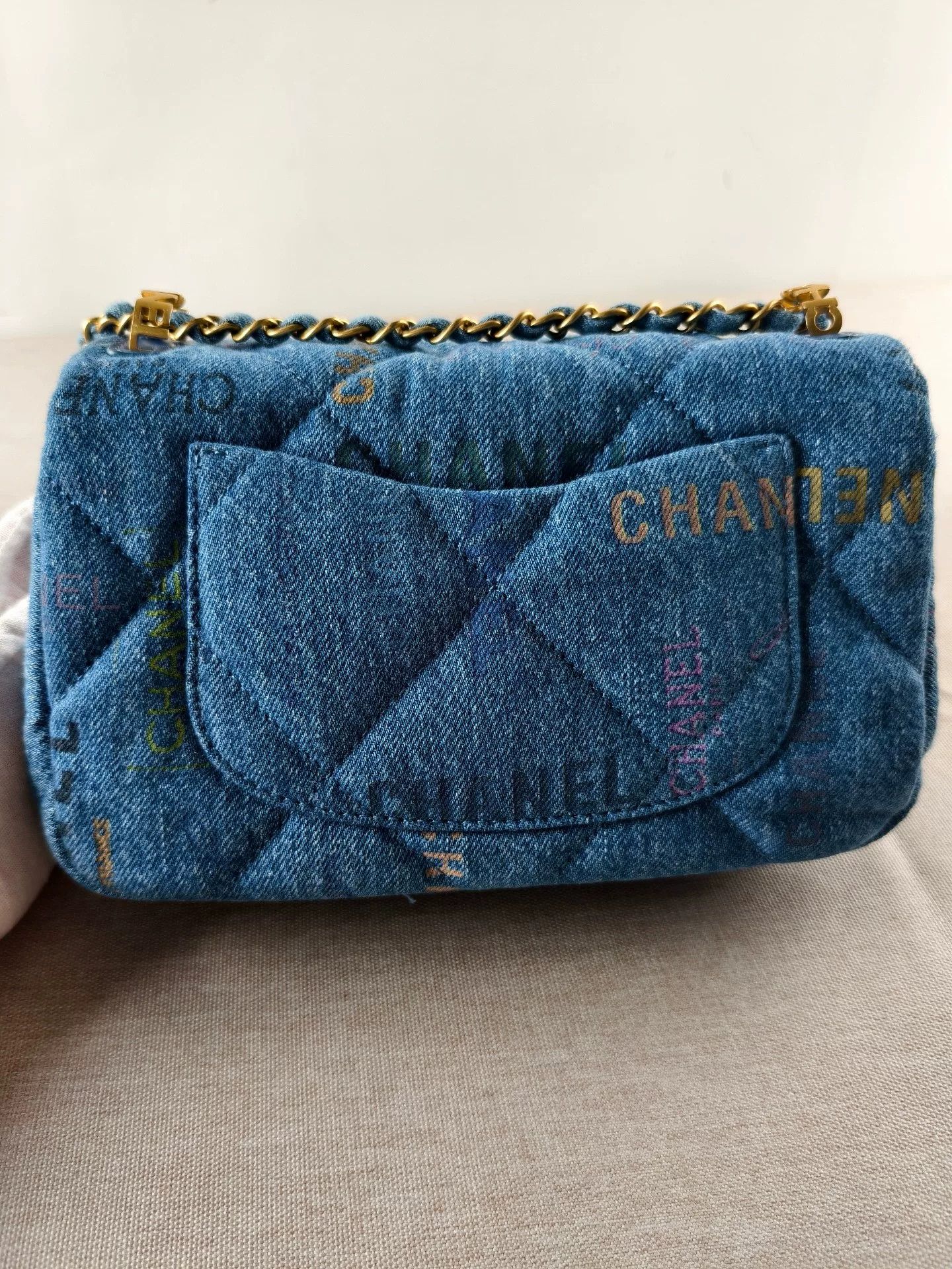 Chanel Pre-loved Bag Very good condition Size ONE SIZE - 8 Thumbnail