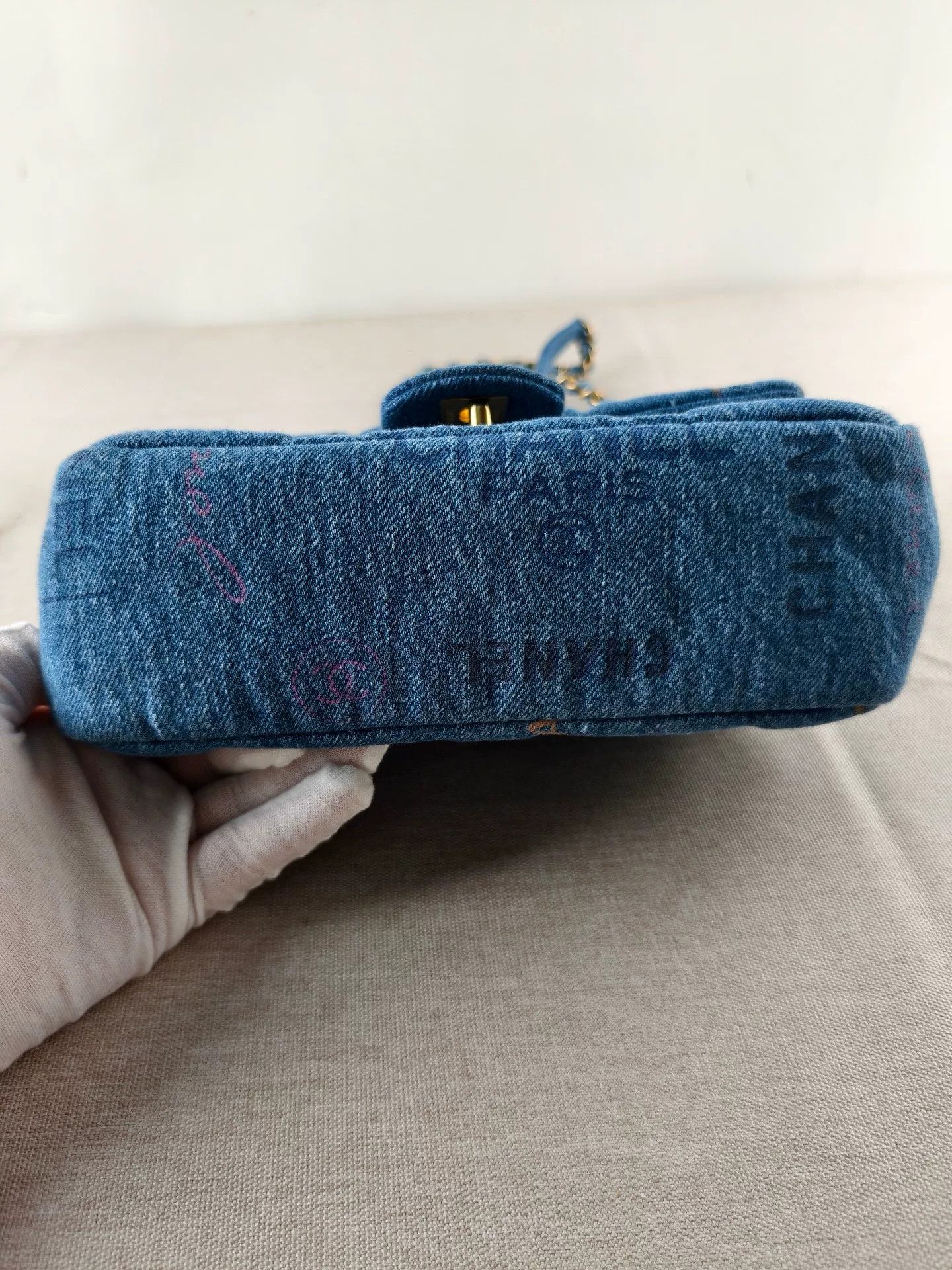 Chanel Pre-loved Bag Very good condition Size ONE SIZE - 9 Thumbnail