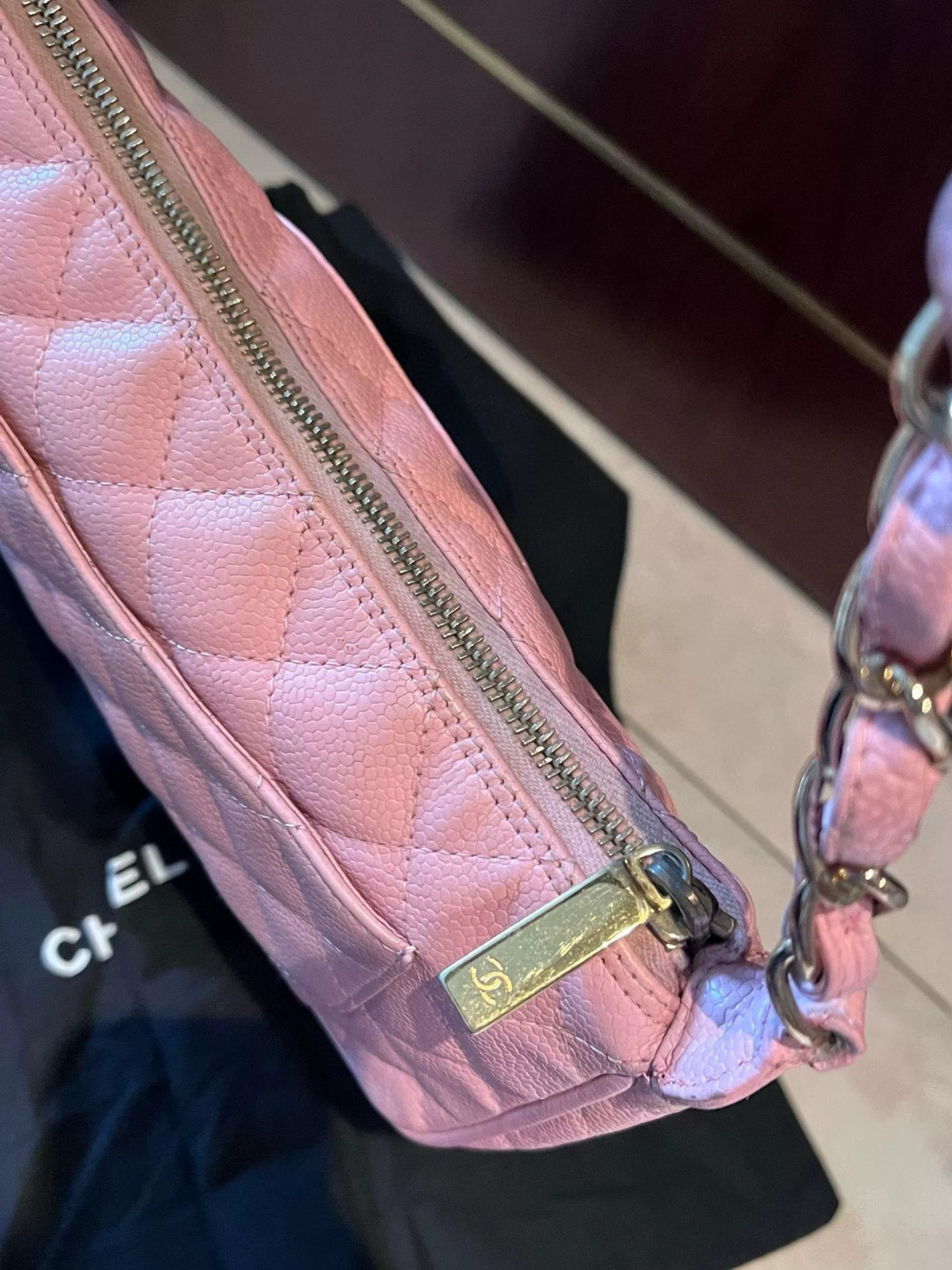 Chanel Pre-loved Bag Very good condition Size ONE SIZE - 4 Thumbnail