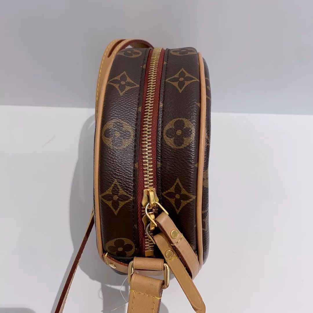 Louis Vuitton Pre-loved Bag Very good condition Size ONE SIZE - 5 Thumbnail