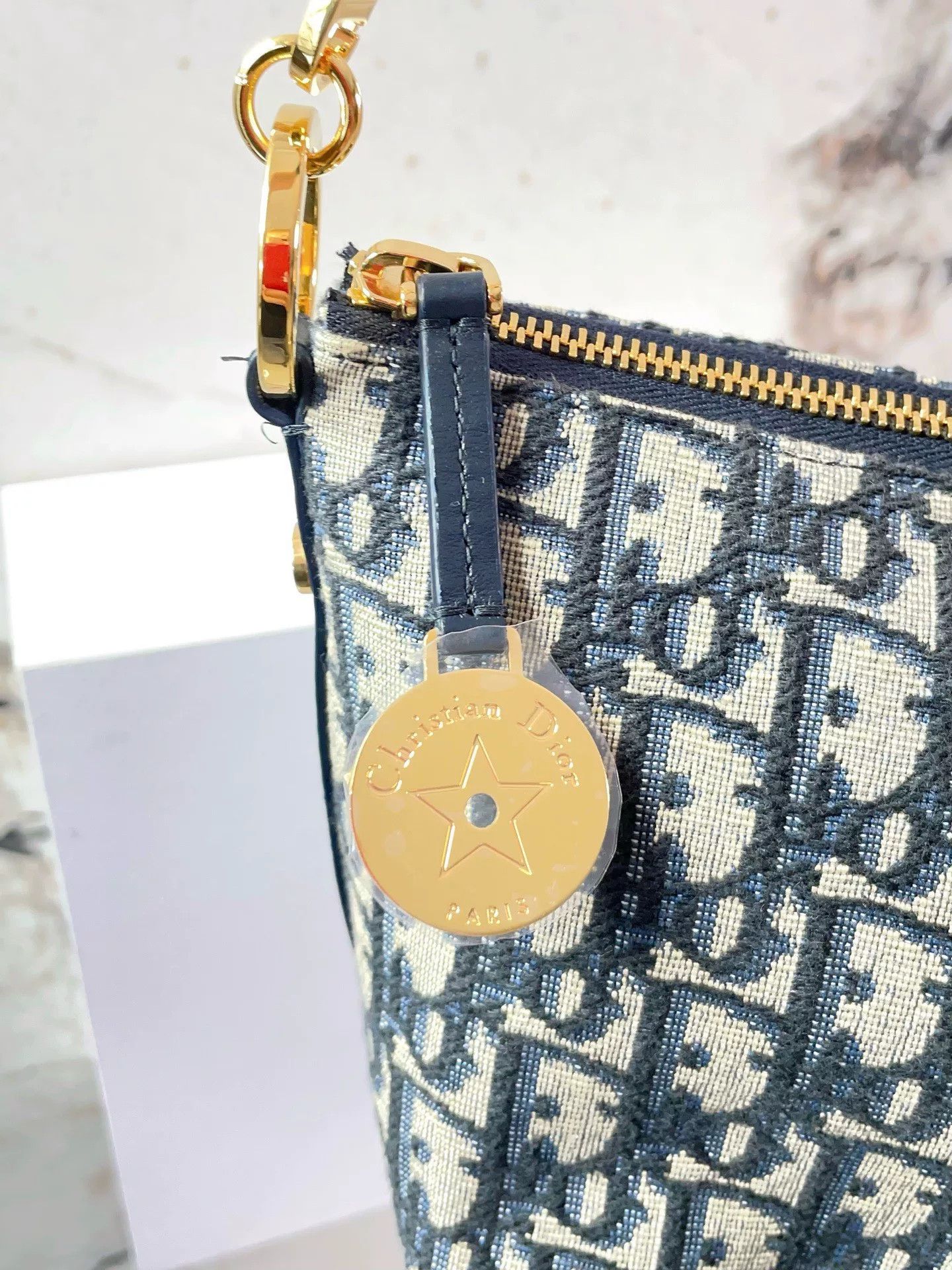 Dior Pre-loved Bag Very good condition Size ONE SIZE - 7 Thumbnail
