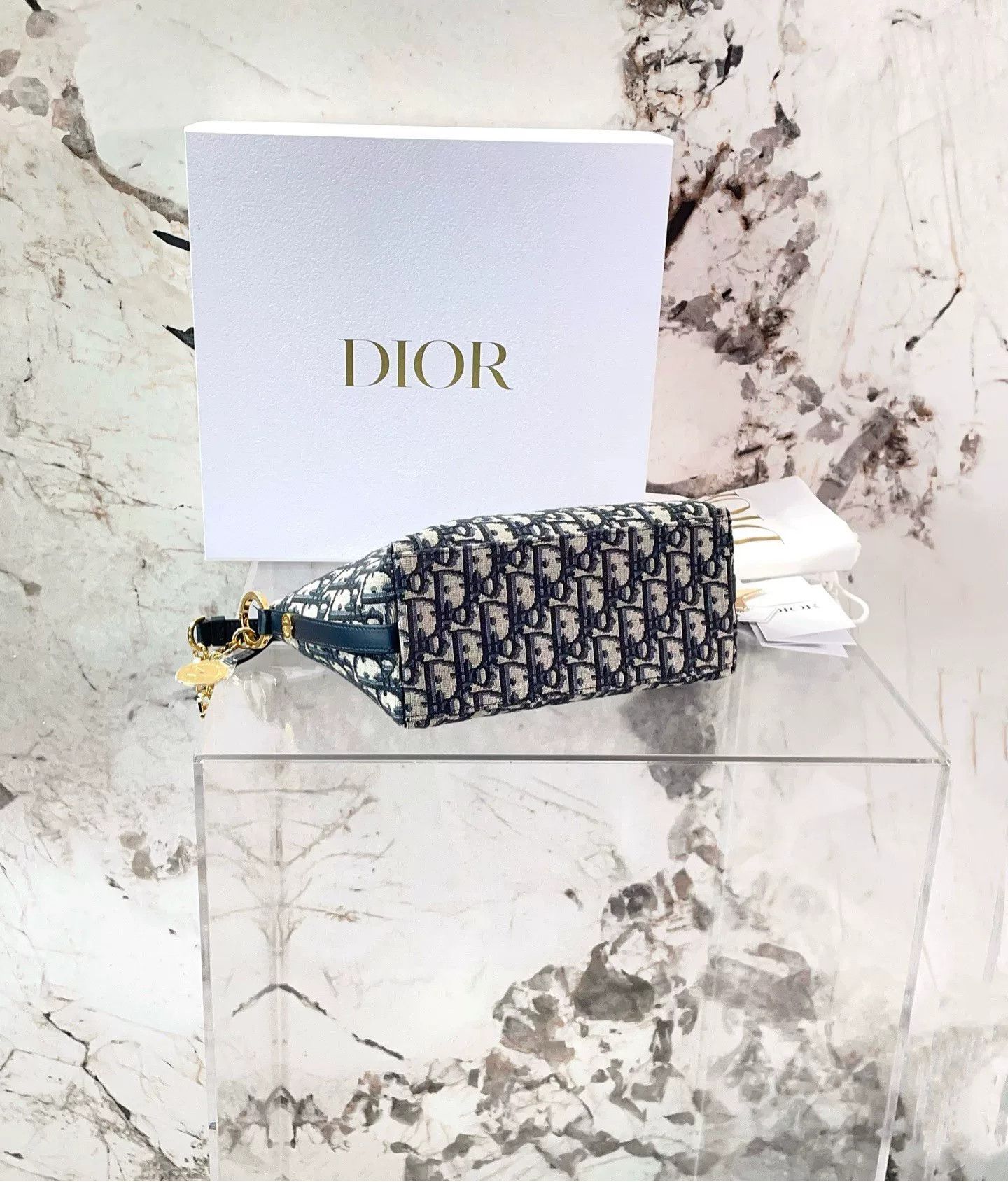 Dior Pre-loved Bag Very good condition Size ONE SIZE - 5 Thumbnail