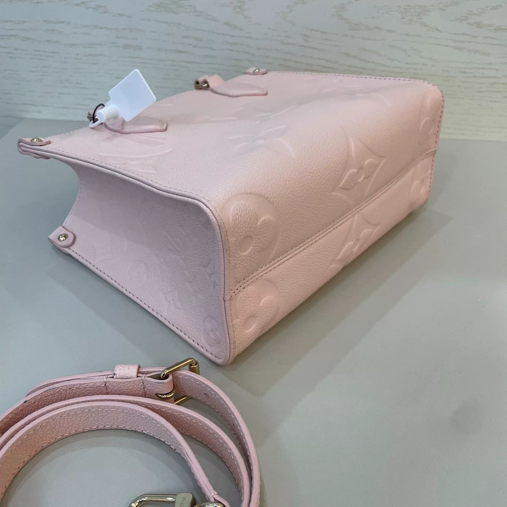 Louis Vuitton Pre-loved Bag Very good condition Size ONE SIZE - 8 Thumbnail