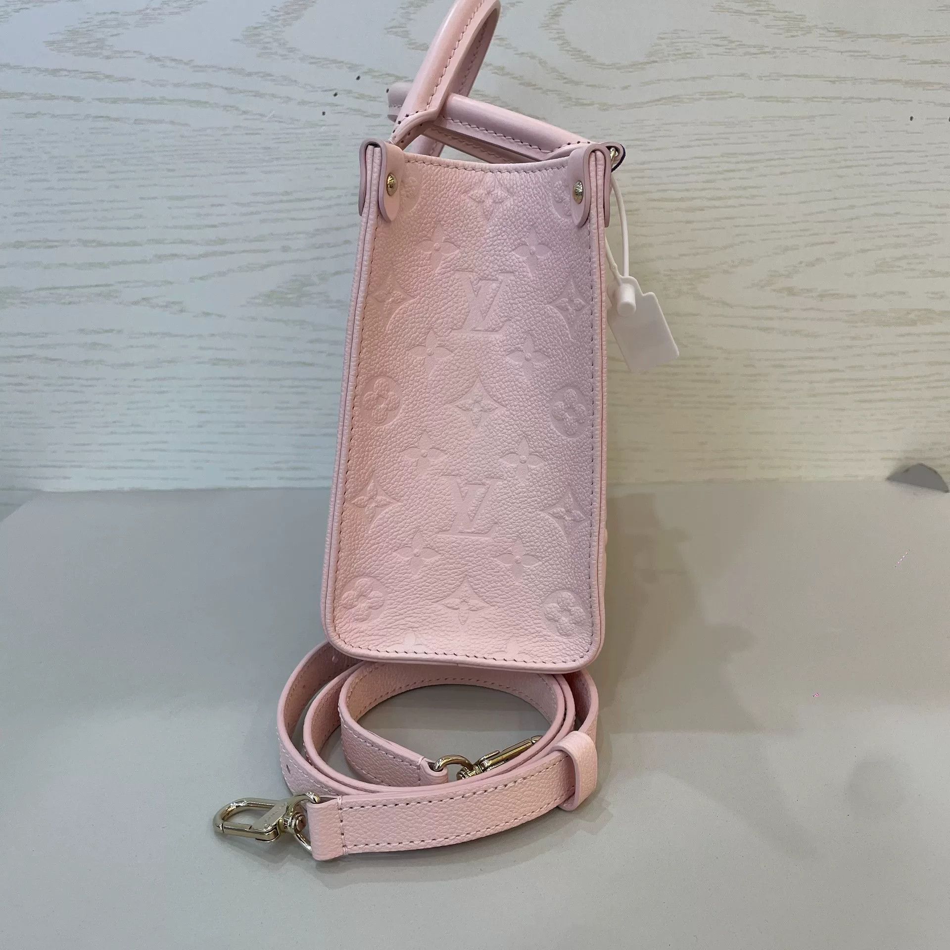 Louis Vuitton Pre-loved Bag Very good condition Size ONE SIZE - 3 Thumbnail