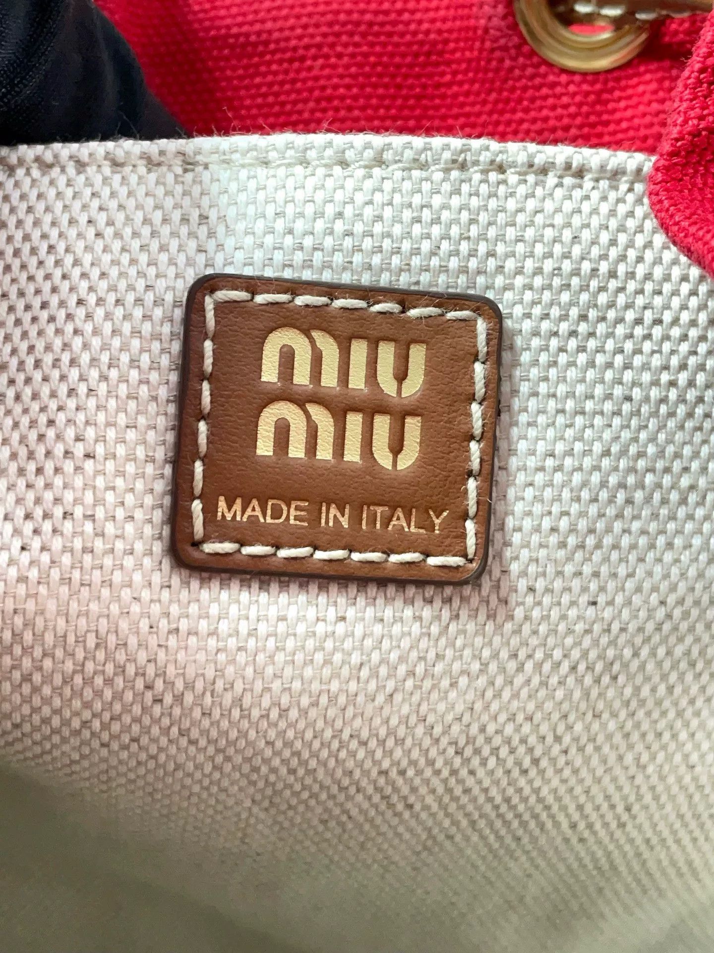 Miu Miu Pre-loved Bag Very good condition Size ONE SIZE - 8 Thumbnail