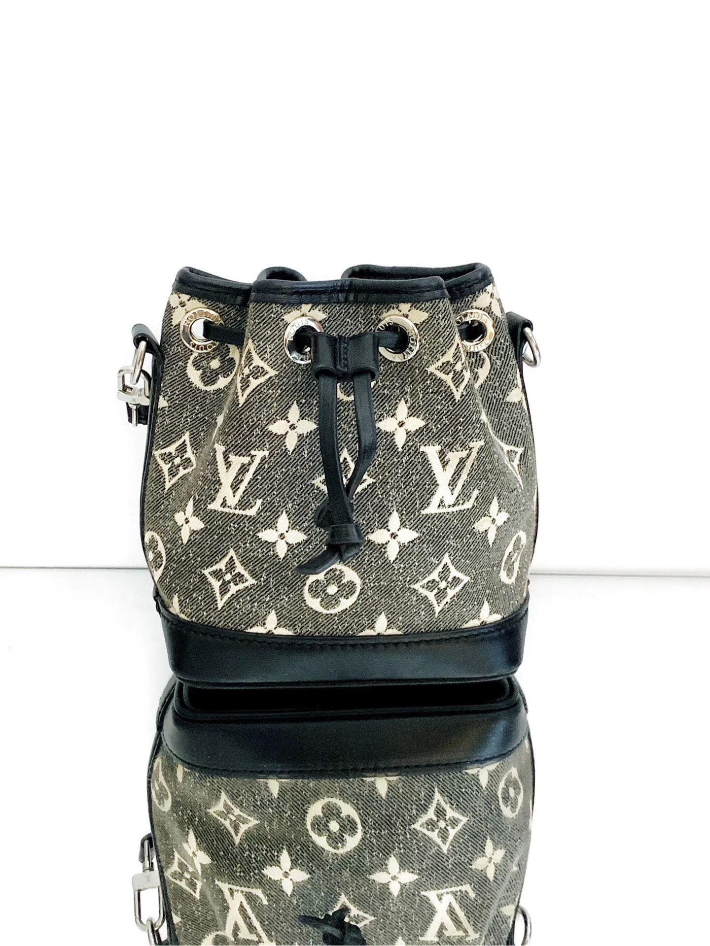 Louis Vuitton Pre-loved Bag Very good condition Size ONE SIZE - 3 Thumbnail