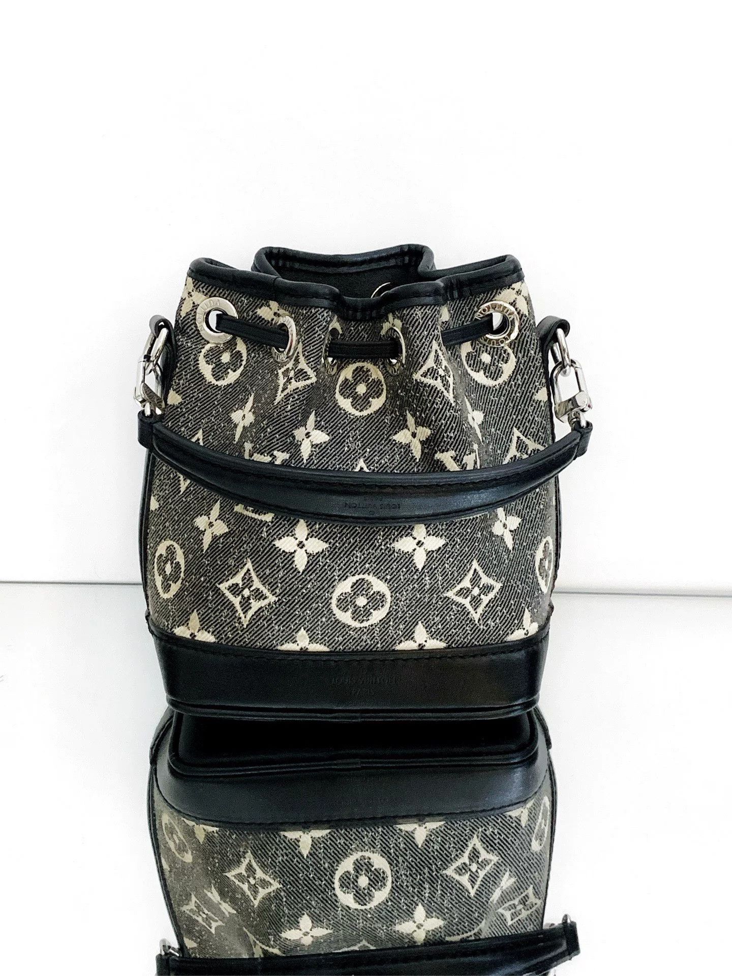 Louis Vuitton Pre-loved Bag Very good condition Size ONE SIZE - 4 Thumbnail