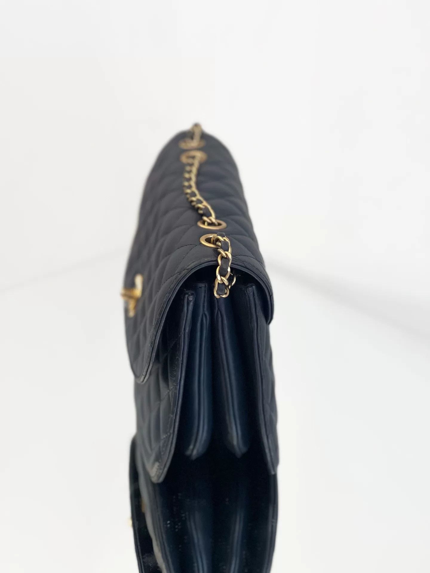 Chanel Pre-loved Bag Very good condition Size ONE SIZE - 5 Thumbnail