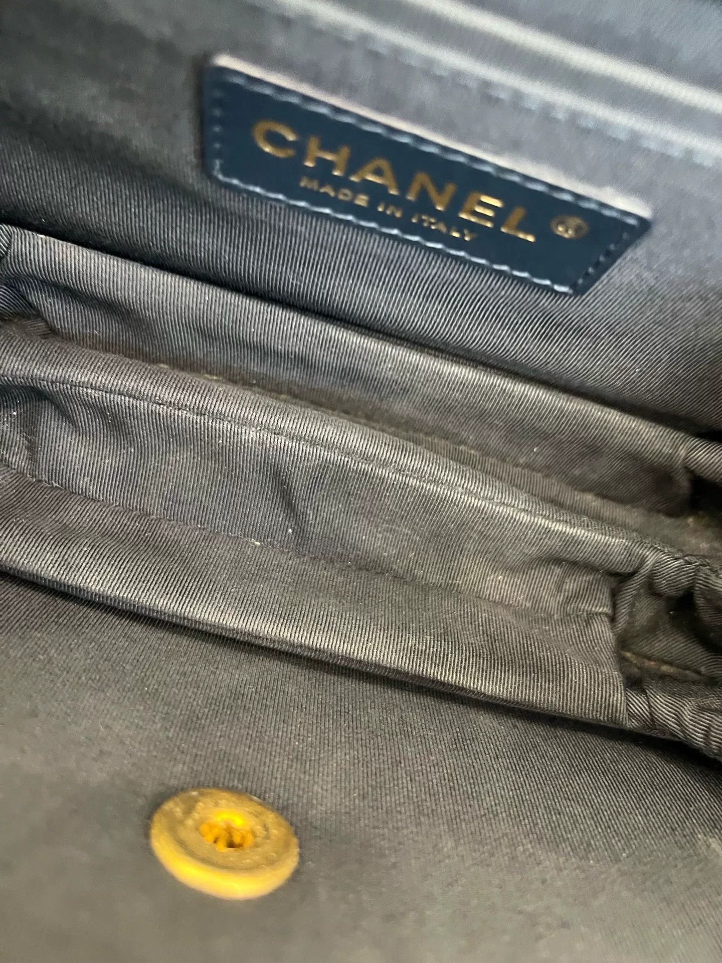 Chanel Pre-loved Bag Very good condition Size ONE SIZE - 8 Thumbnail
