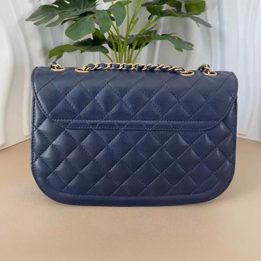 Chanel Pre-loved Bag Very good condition Size ONE SIZE - 2 Thumbnail