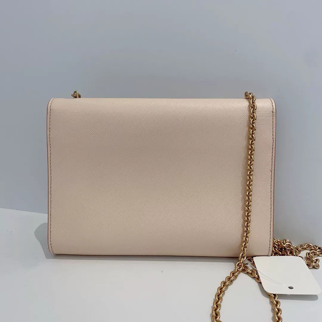 Salvatore Ferragamo Pre-loved Bag Very good condition Size ONE SIZE - 4 Thumbnail