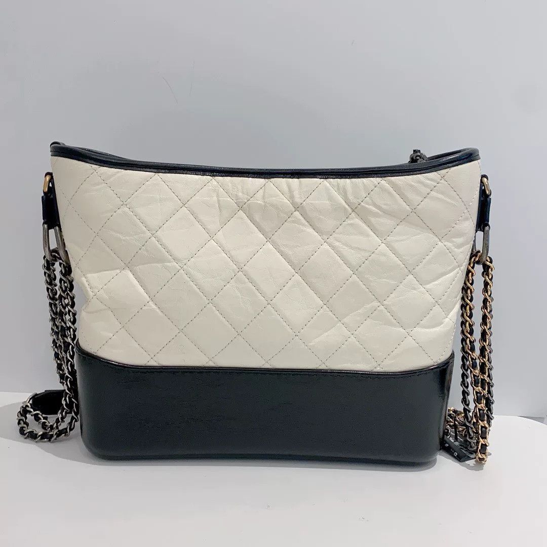Chanel Pre-loved Bag Very good condition Size ONE SIZE - 4 Thumbnail