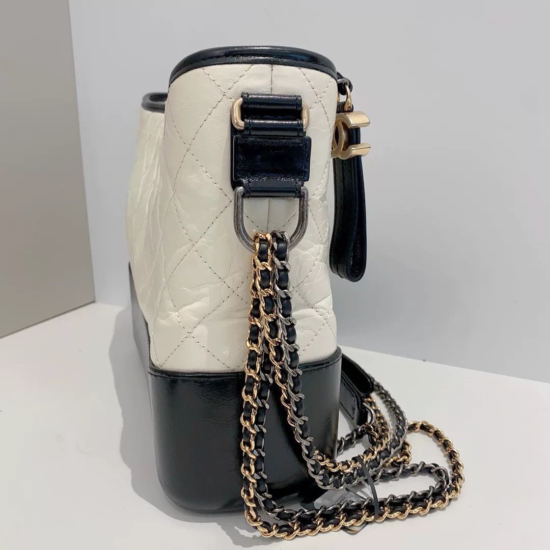 Chanel Pre-loved Bag Very good condition Size ONE SIZE - 3 Thumbnail