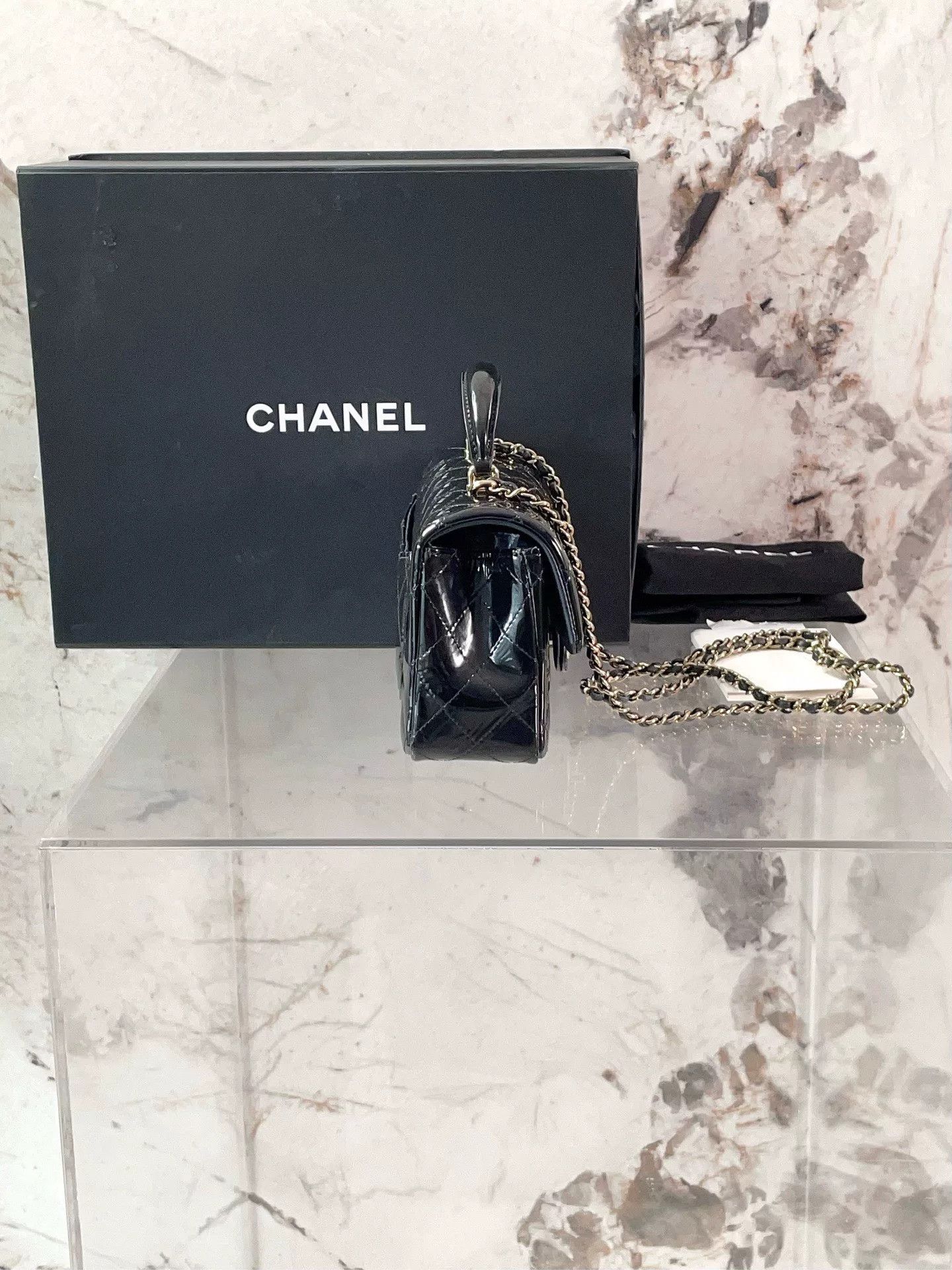 Chanel Pre-loved Bag Very good condition Size ONE SIZE - 3 Thumbnail