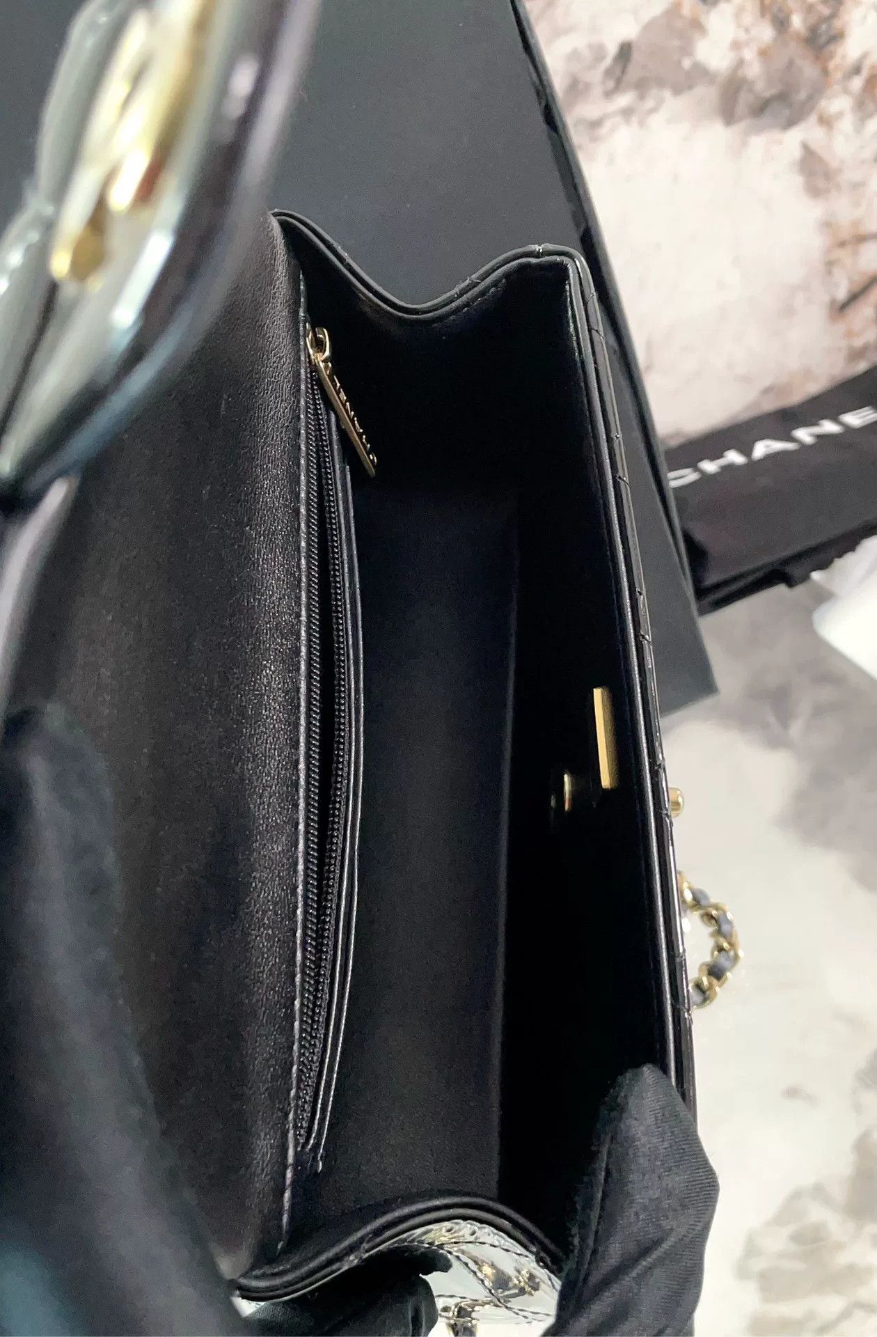 Chanel Pre-loved Bag Very good condition Size ONE SIZE - 9 Thumbnail