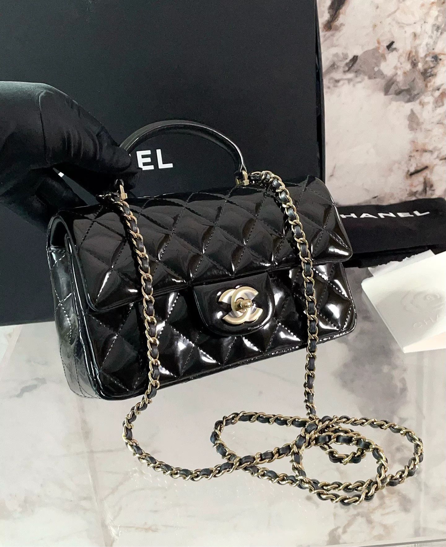Chanel Pre-loved Bag Very good condition Size ONE SIZE - 6 Thumbnail
