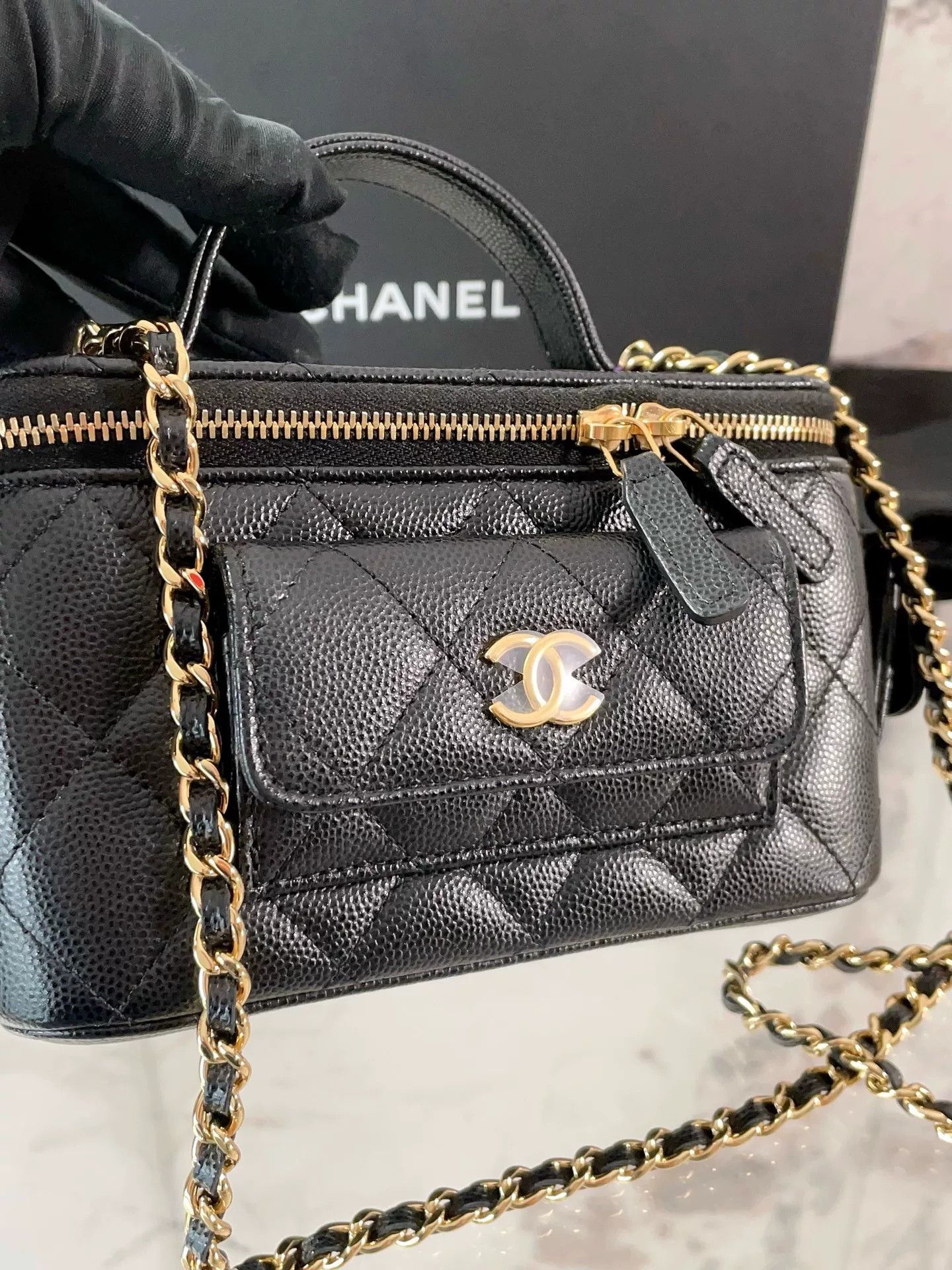 Chanel Pre-loved Bag Very good condition Size ONE SIZE - 7 Thumbnail