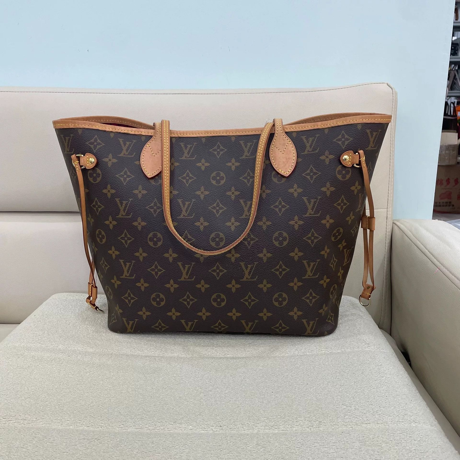 Louis Vuitton Pre-loved Bag Very good condition Size ONE SIZE - 2 Thumbnail