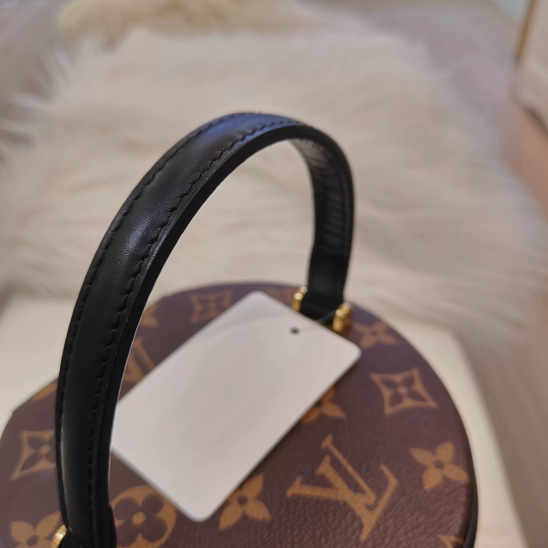 Louis Vuitton Pre-loved Bag Very good condition Size ONE SIZE - 5 Thumbnail