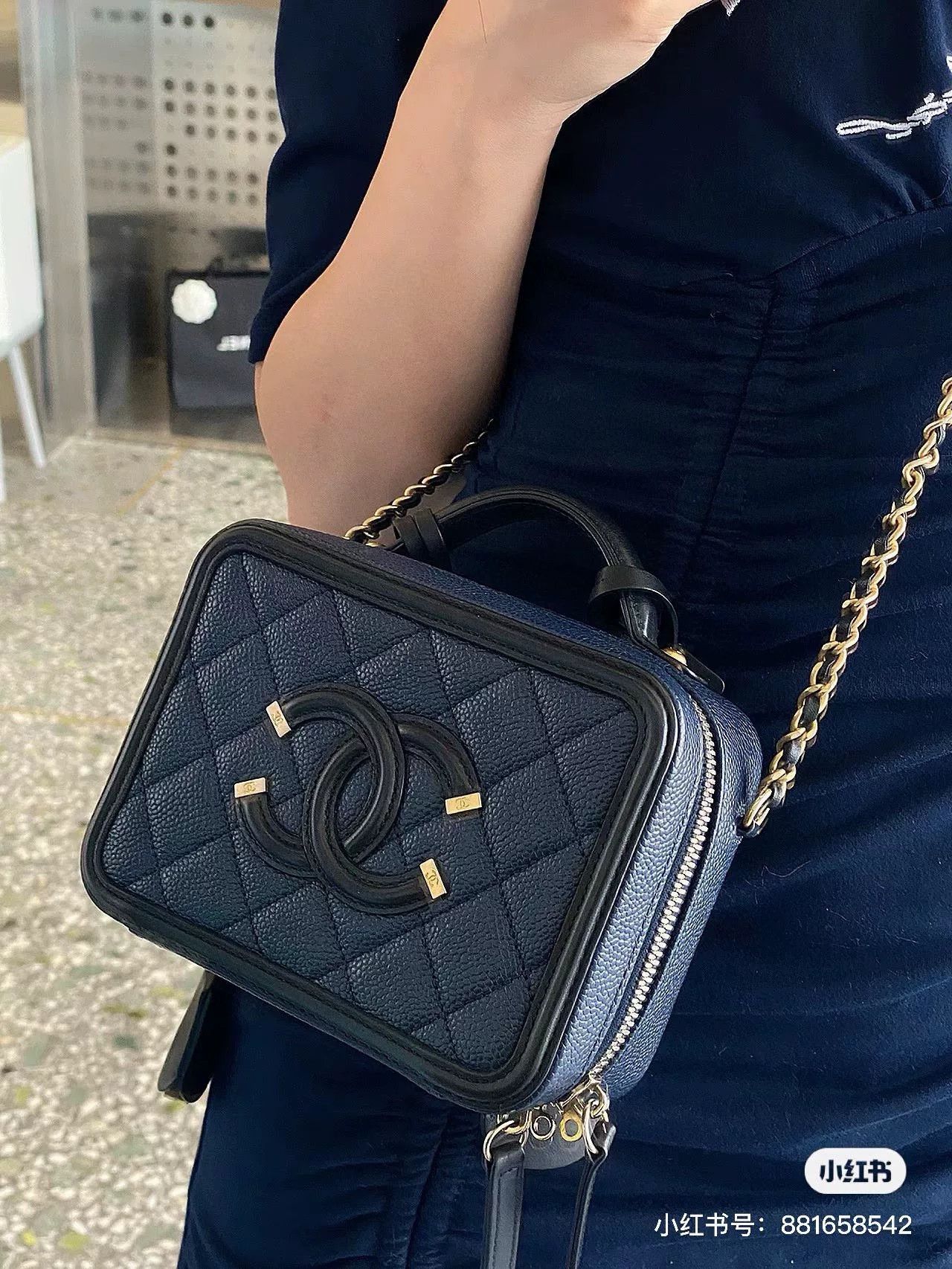 Chanel Pre-loved Bag Very good condition Size ONE SIZE - 9 Thumbnail