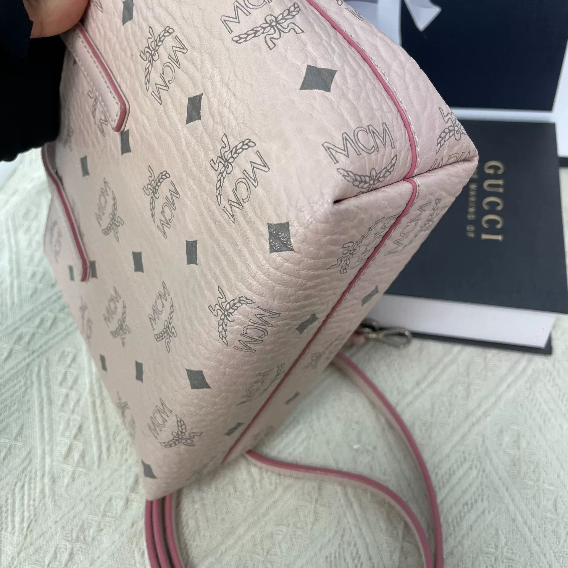 MCM Pre-loved Bag Very good condition Size ONE SIZE - 9 Thumbnail