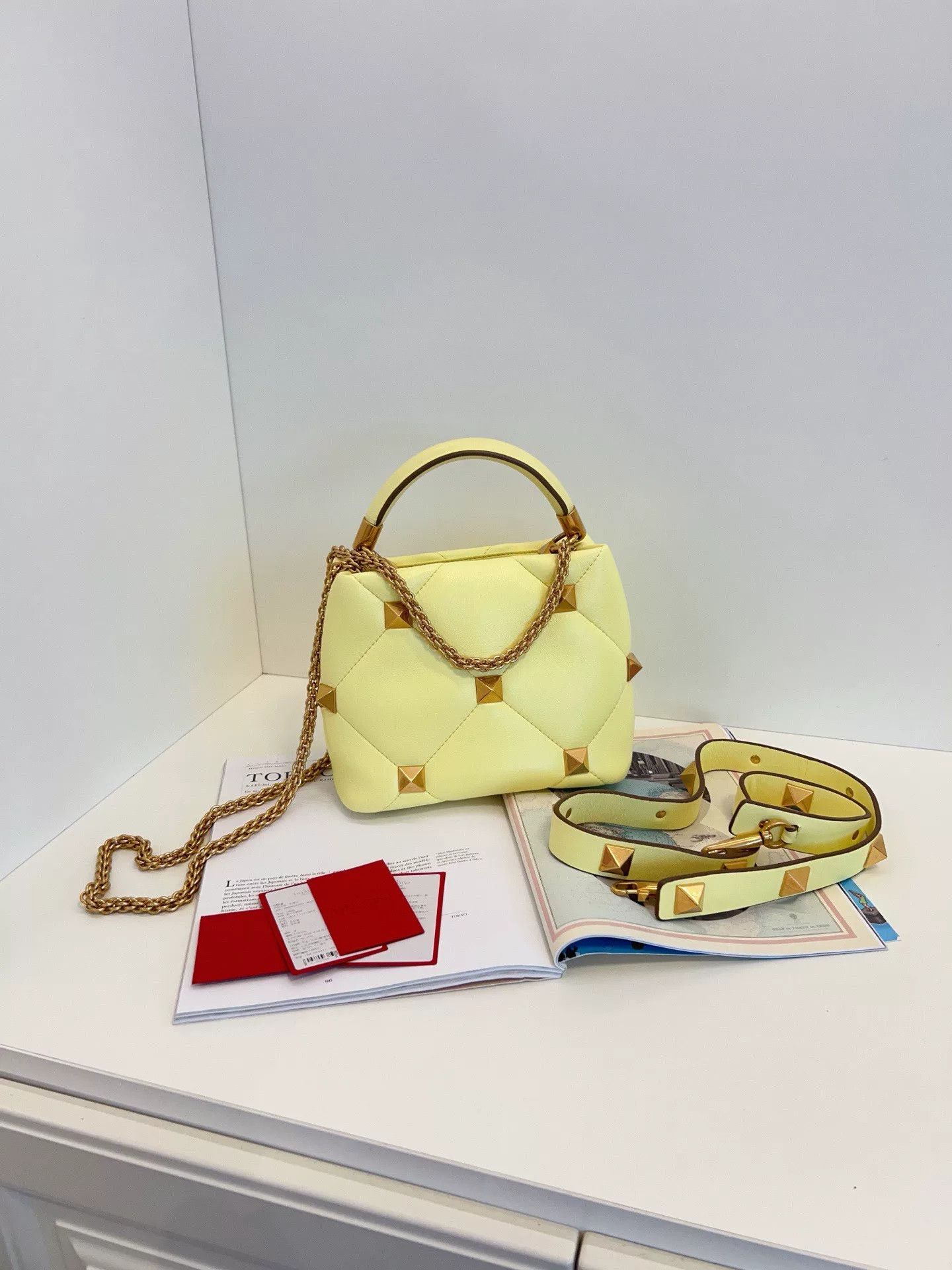 Valentino Pre-loved Bag Very good condition Size ONE SIZE - 2 Thumbnail