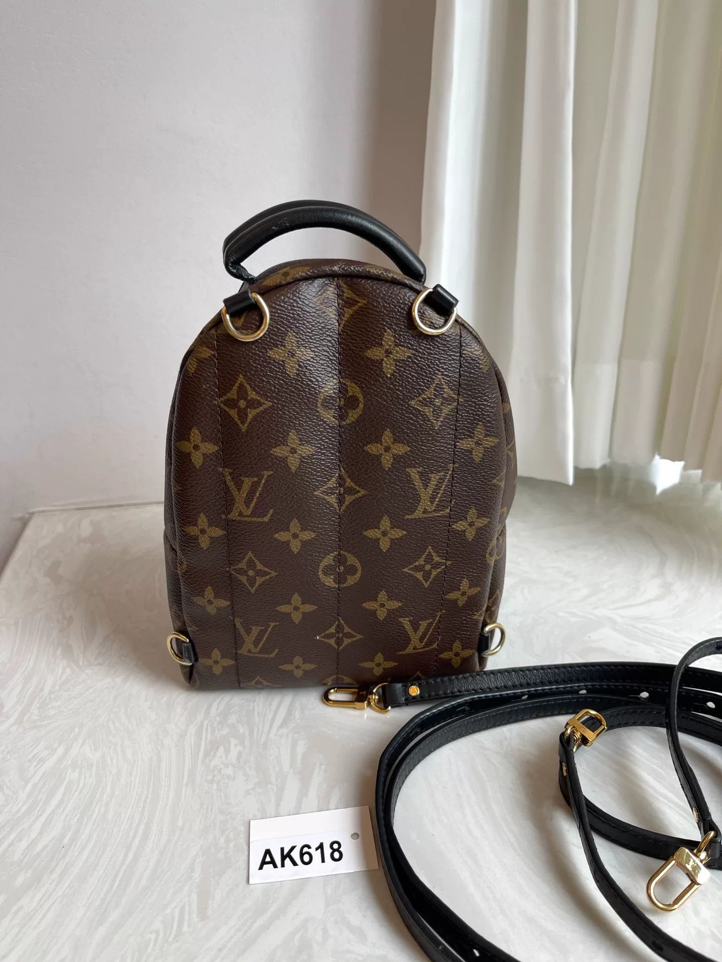 Louis Vuitton Pre-loved Bag Very good condition Size ONE SIZE - 4 Thumbnail