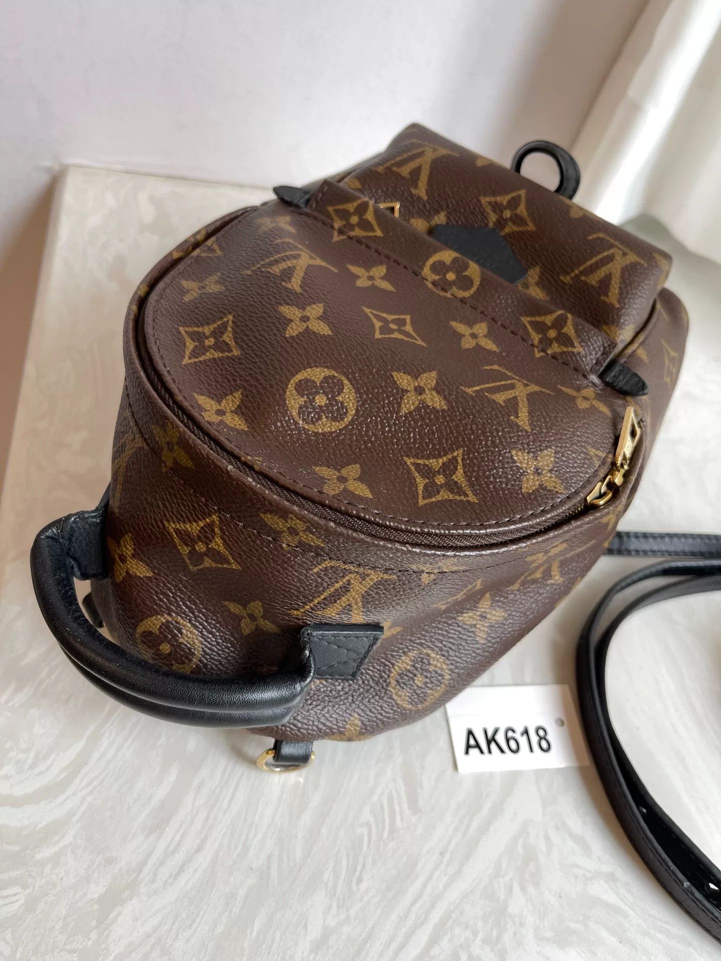 Louis Vuitton Pre-loved Bag Very good condition Size ONE SIZE - 5 Thumbnail