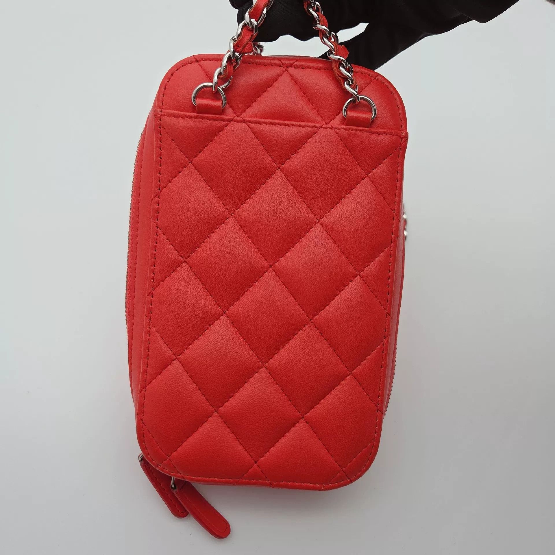 Chanel Pre-loved Bag Very good condition Size ONE SIZE - 6 Thumbnail