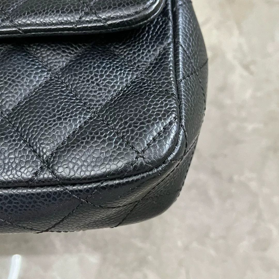 Chanel Pre-loved Bag Very good condition Size ONE SIZE - 6 Thumbnail