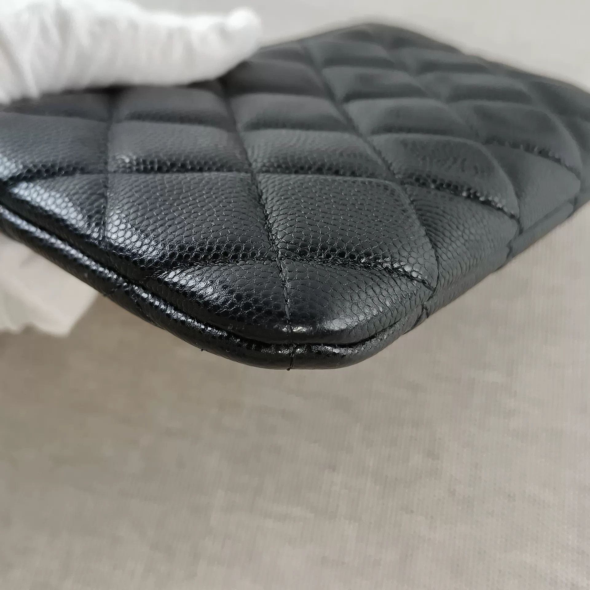 Chanel Pre-loved Bag Very good condition Size ONE SIZE - 4 Thumbnail