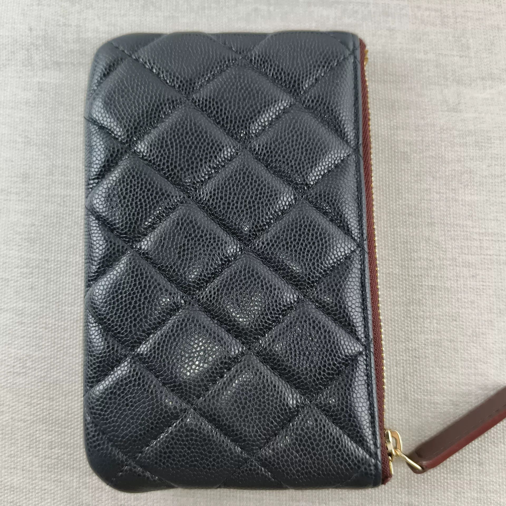 Chanel Pre-loved Bag Very good condition Size ONE SIZE - 7 Thumbnail
