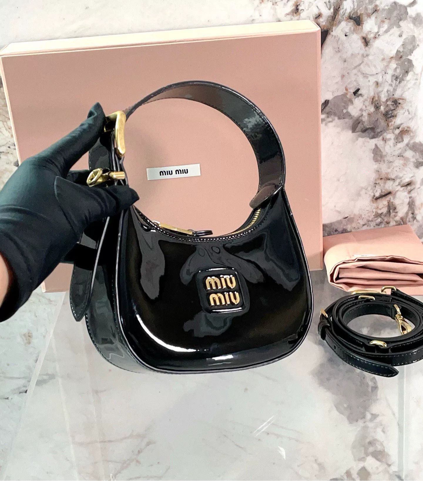 Miu Miu Pre-loved Bag Very good condition Size ONE SIZE - 6 Thumbnail