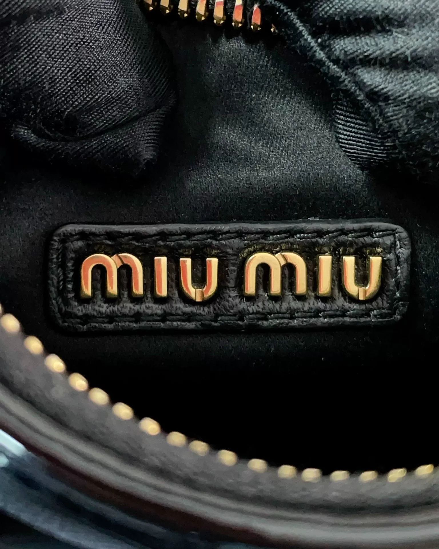 Miu Miu Pre-loved Bag Very good condition Size ONE SIZE - 8 Thumbnail