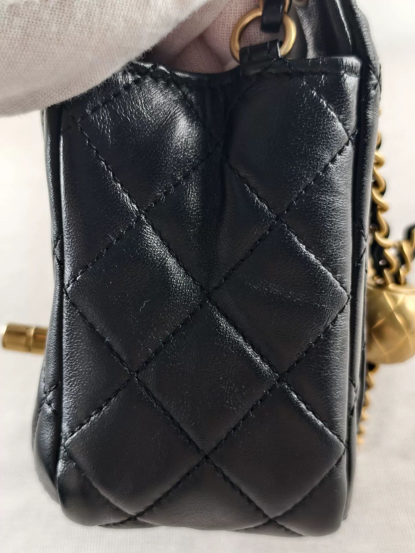 Chanel Pre-loved Bag Very good condition Size ONE SIZE - 8 Thumbnail