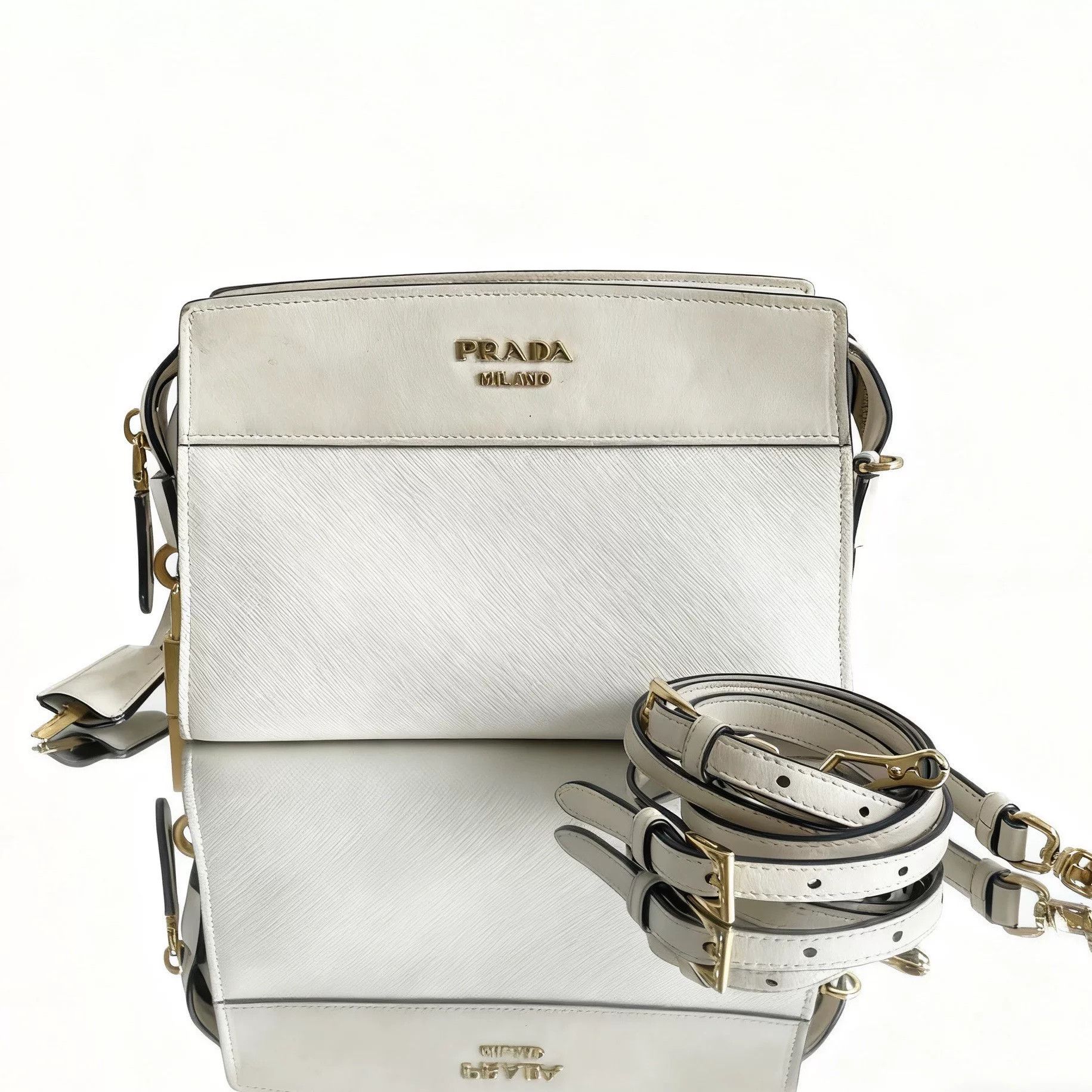 Prada Pre-loved Bag Very good condition Size ONE SIZE - 2 Thumbnail