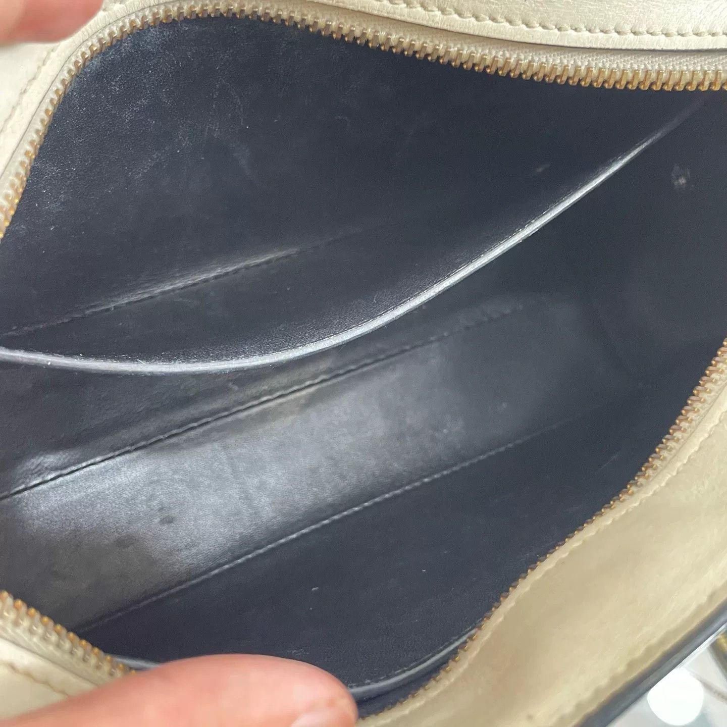Prada Pre-loved Bag Very good condition Size ONE SIZE - 7 Thumbnail