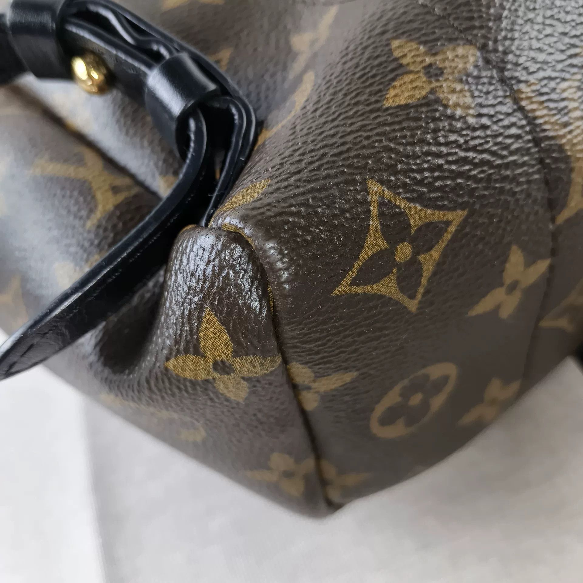 Louis Vuitton Pre-loved Bag Very good condition Size ONE SIZE - 3 Thumbnail