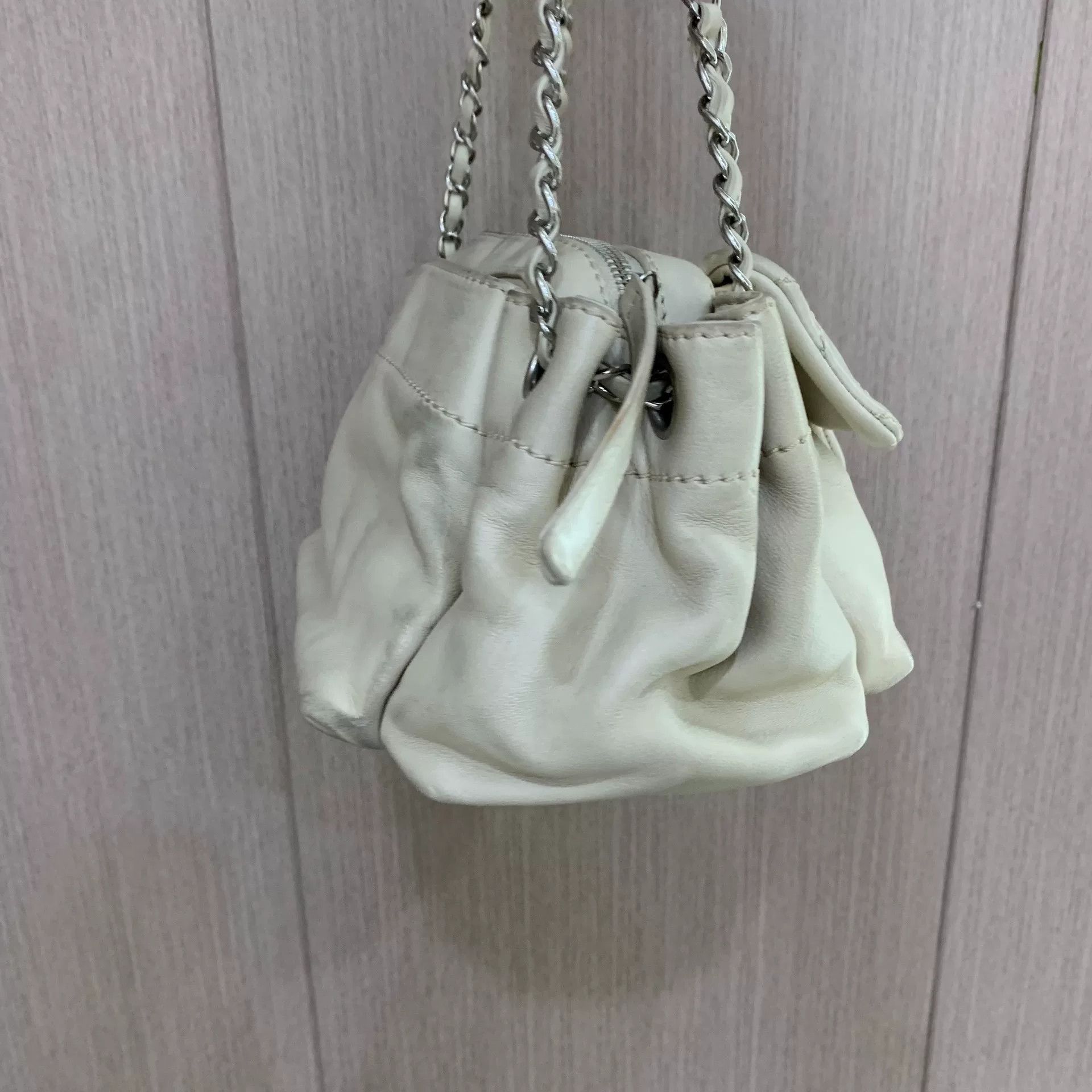Chanel Pre-loved Bag Very good condition Size ONE SIZE - 4 Thumbnail