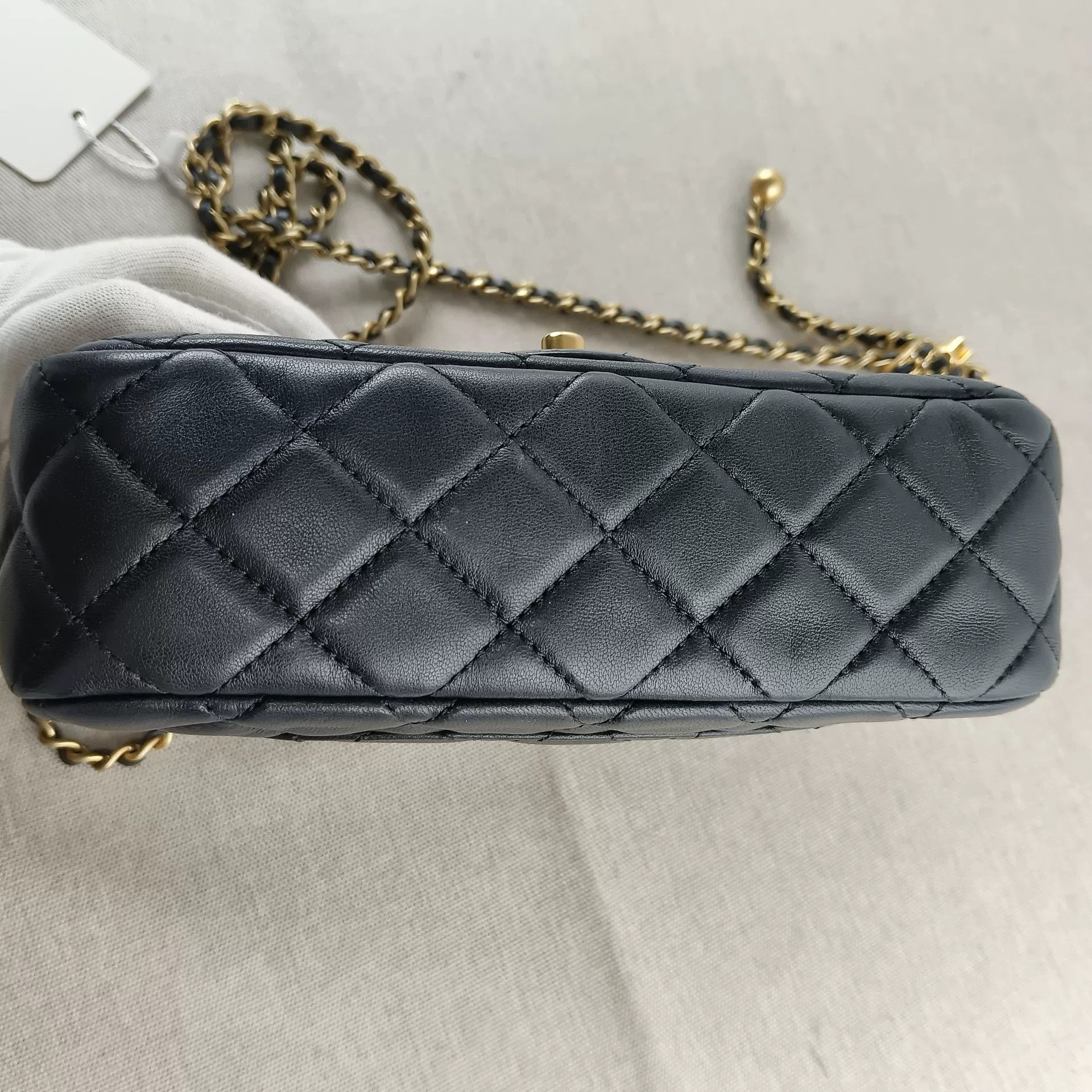 Chanel Pre-loved Bag Very good condition Size ONE SIZE - 8 Thumbnail
