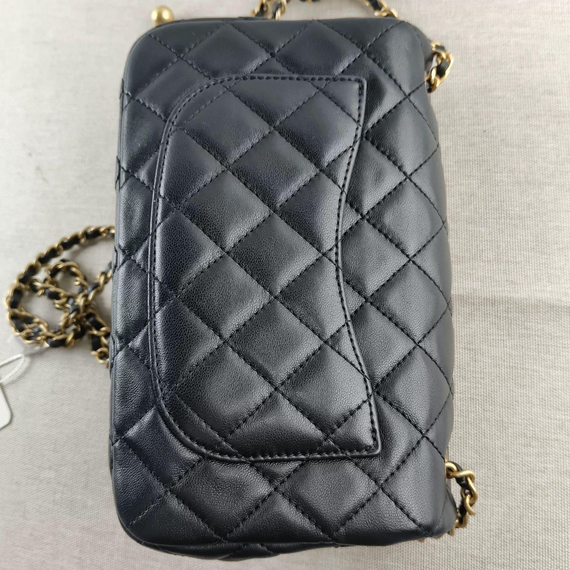 Chanel Pre-loved Bag Very good condition Size ONE SIZE - 7 Thumbnail