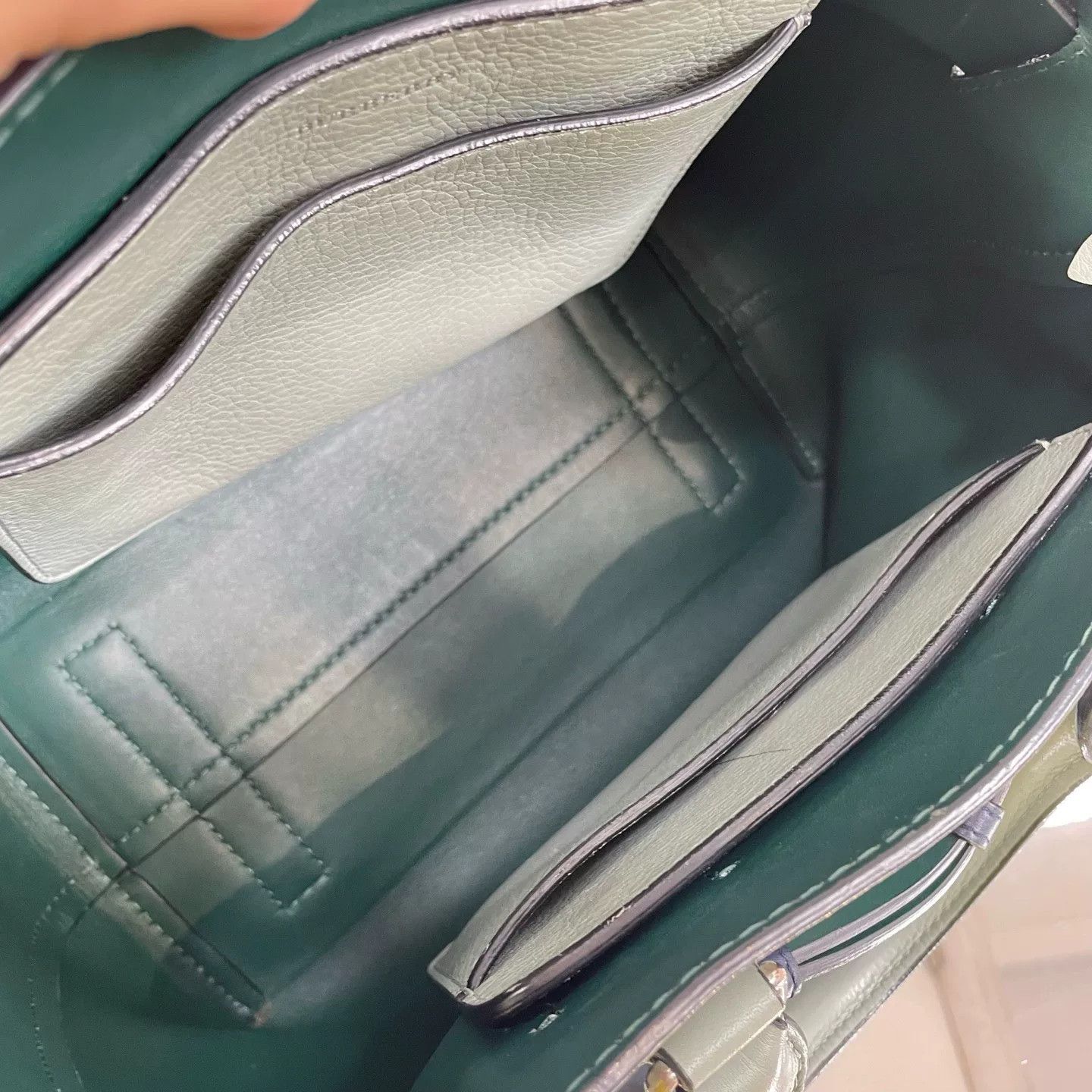 Burberry Pre-loved Bag Very good condition Size ONE SIZE - 6 Thumbnail